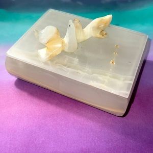 Hand Crafted Mexican Puebla Marble Jewelry Box